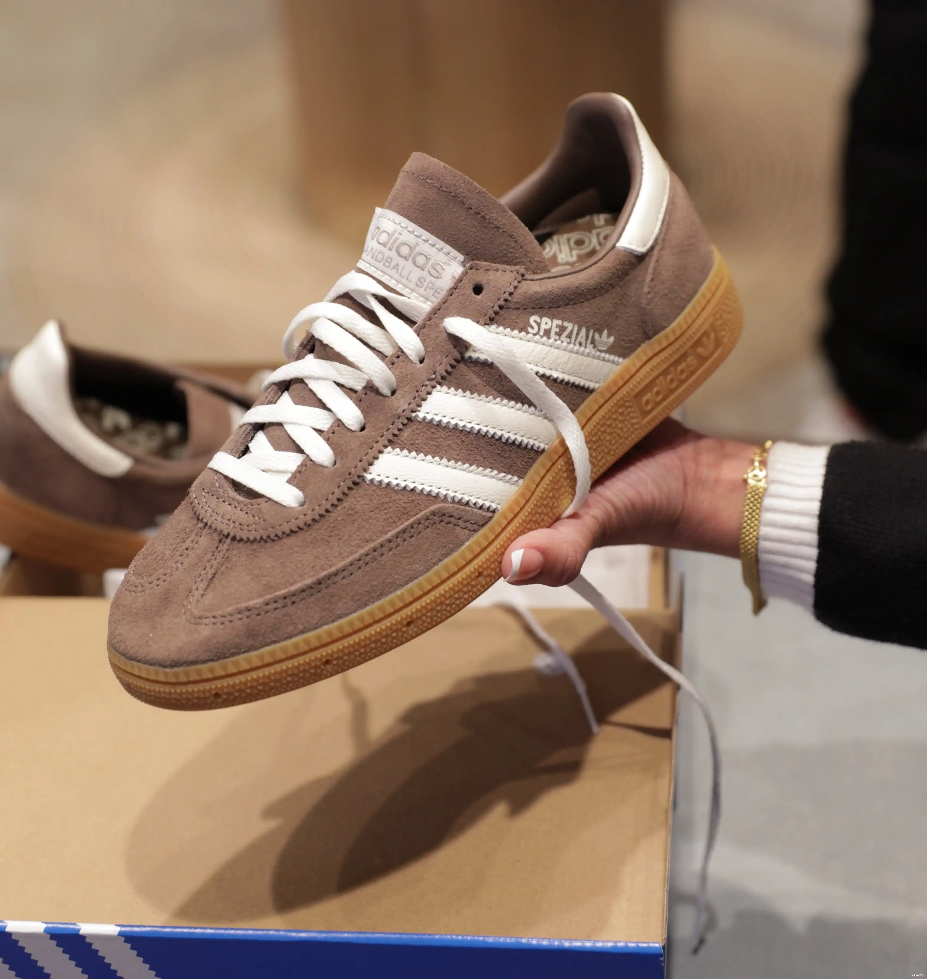 W Gum Spezial Strata Earth Handball adidas 0622